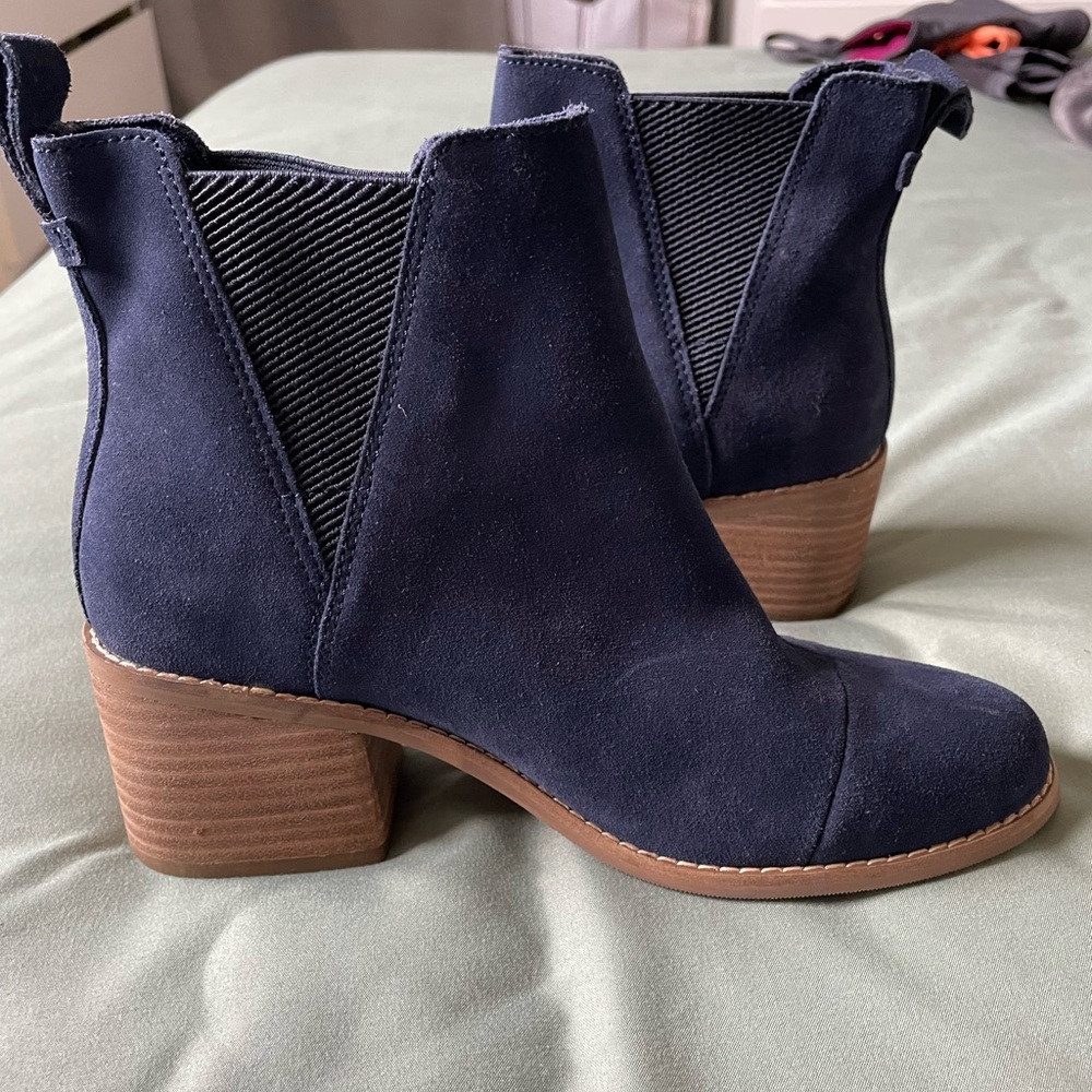 Women’s Toms Esme boots